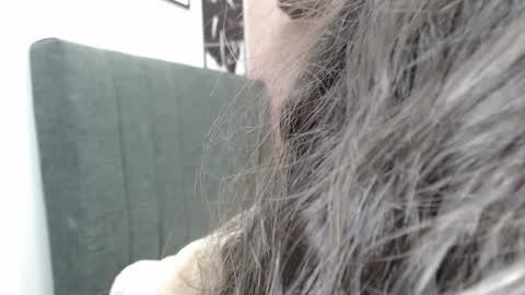 Snapshot of kate_stam chatting on 01.29.25 Kari online show from 01.29.25