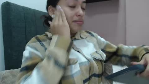 Snapshot of kate_stam chatting on 03.07.25 Kari online show from 03.07.25