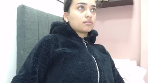 Snapshot of kate_stam chatting on 03.10.25 Kari online show from 03.10.25