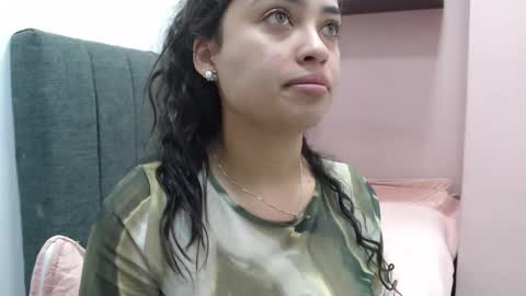 Snapshot of kate_stam chatting on 09.10.25 Kari online show from 09.10.25