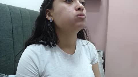 Snapshot of kate_stam chatting on 09.25.25 Kari online show from 09.25.25