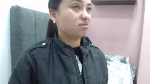 Snapshot of kate_stam chatting on 10.03.25 Kari online show from 10.03.25