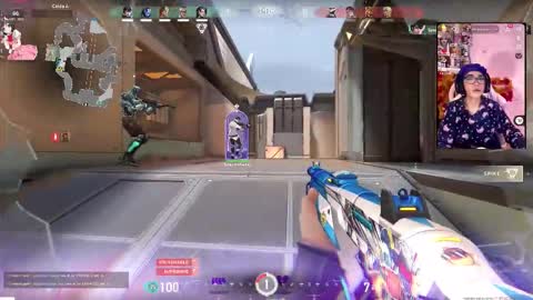 Snapshot of kate_yoshy chatting on 10.06.25 kate the pink girl online show from 10.06.25