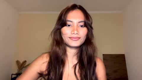Snapshot of katedami chatting on 01.10.25 Kate Dami online show from 01.10.25