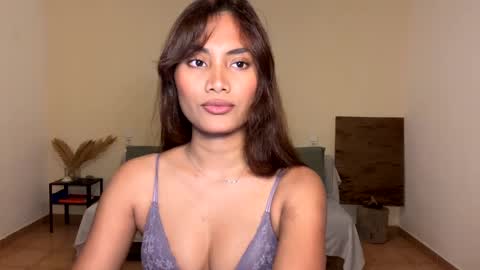 Snapshot of katedami chatting on 01.26.25 Kate Dami online show from 01.26.25