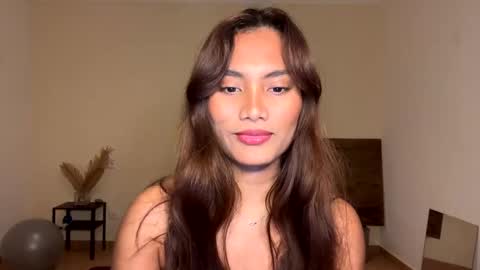 Snapshot of katedami chatting on 02.08.25 Kate Dami online show from 02.08.25