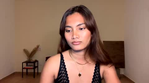 Snapshot of katedami chatting on 02.22.25 Kate Dami online show from 02.22.25
