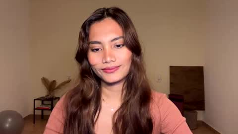 Snapshot of katedami chatting on 03.11.25 Kate Dami online show from 03.11.25
