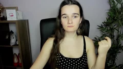 Kate  online show from 12.08.24