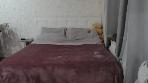 Kate Bunny online show from 10.07.25