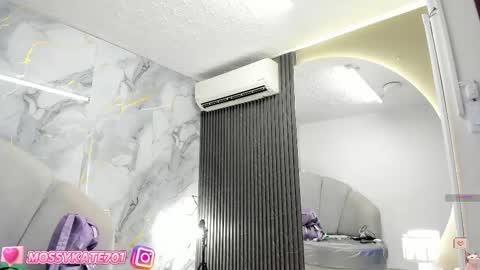 Snapshot of katemoss70 chatting on 03.06.25 Im Katherine but call me Kate online show from 03.06.25