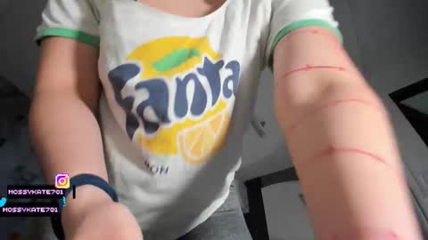 Snapshot of katemoss70 chatting on 11.13.25 Im Katherine but call me Kate online show from 11.13.25