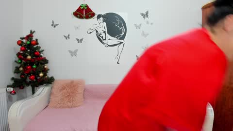 Snapshot of kateparker chatting on 12.26.24 Anna online show from 12.26.24