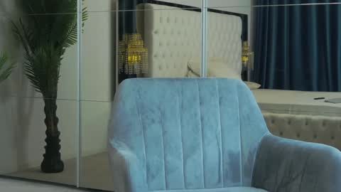 Snapshot of katestars chatting on 01.30.25 Kate Stars online show from 01.30.25