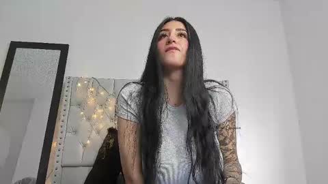 love meeee online show from 04.12.26