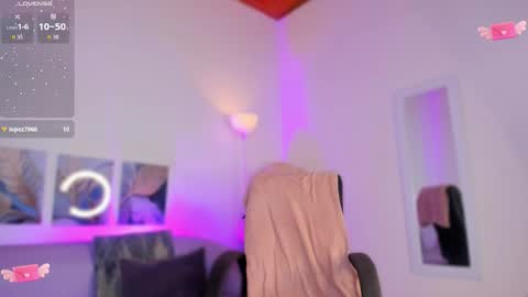 Snapshot of kathe_littlee chatting on 11.26.25 kathe_littlee online show from 11.26.25