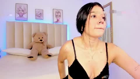 Snapshot of kathe_olsen chatting on 05.02.26 Kathe Olsen online show from 05.02.26