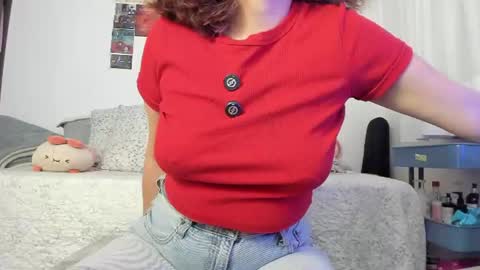 Snapshot of katheerine chatting on 06.23.26 Katherine online show from 06.23.26