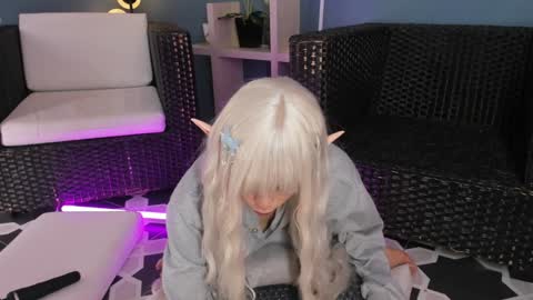 Snapshot of kathegomez_ chatting on 01.13.25 KatheGomez online show from 01.13.25