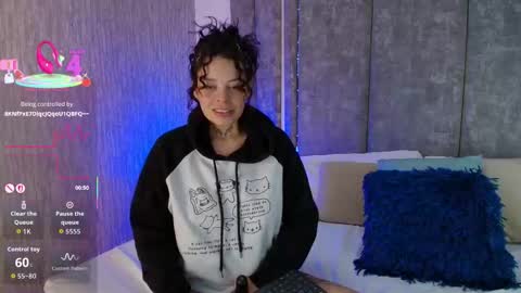 Snapshot of kathegomez_ chatting on 09.19.25 KatheGomez online show from 09.19.25