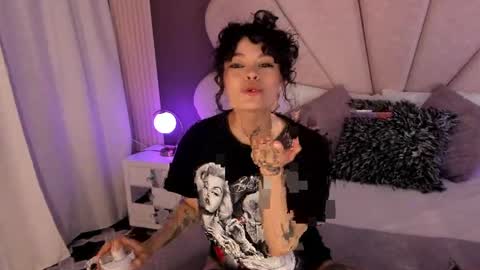 KatheGomez  online show from 04.18.26