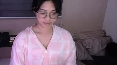 Snapshot of katherine12xx chatting on 05.17.26 katherine12xx online show from 05.17.26