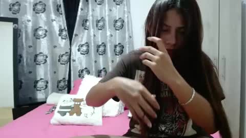 katherine_rodas2 online show from 12.14.24