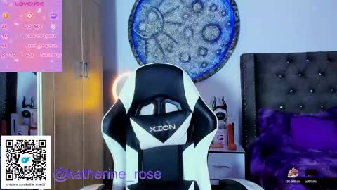 Snapshot of katherine_rose_ chatting on 04.30.26 katherine_rose_ online show from 04.30.26