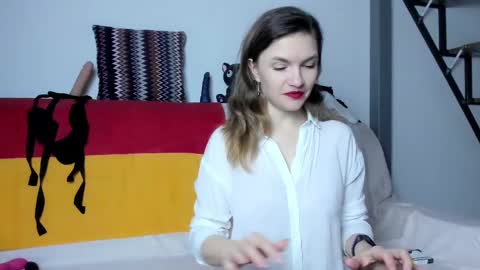 Katherine online show from 02.21.25