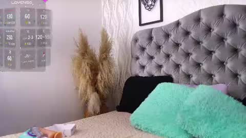 Snapshot of kathh_latorre chatting on 07.14.26 kathh_latorre online show from 07.14.26