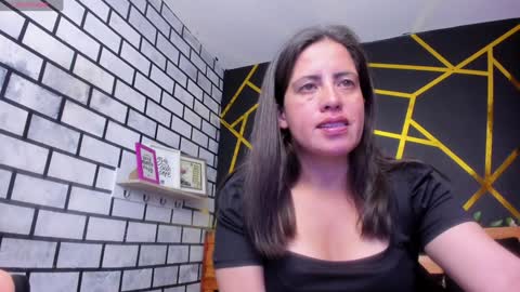 Paola online show from 01.14.25