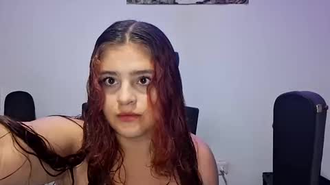 Snapshot of kathy_love3 chatting on 04.05.26 Kathy online show from 04.05.26