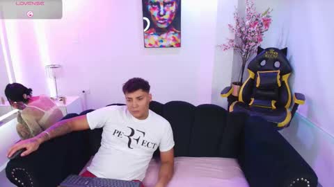 Snapshot of kathya_and_thiago chatting on 01.15.26 Kathia Thiago online show from 01.15.26