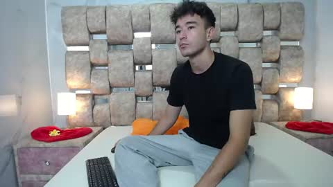 Snapshot of kathyaiden chatting on 07.07.26 Kaht y Aiden online show from 07.07.26