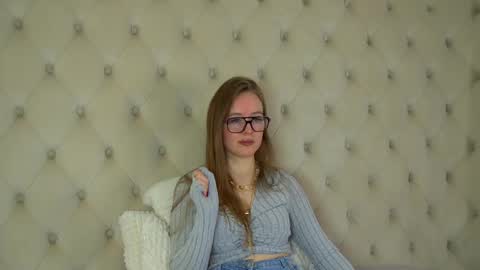 Snapshot of kathystewart chatting on 10.23.25 Kathy online show from 10.23.25