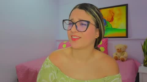 Snapshot of katia_foxx chatting on 05.05.26 Khaterine online show from 05.05.26