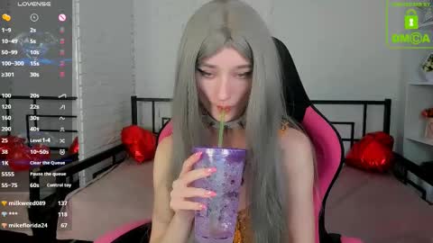 Katia  online show from 02.24.25