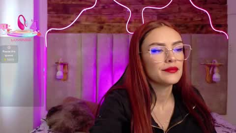 Snapshot of katia_lynn chatting on 11.27.25 Katia online show from 11.27.25