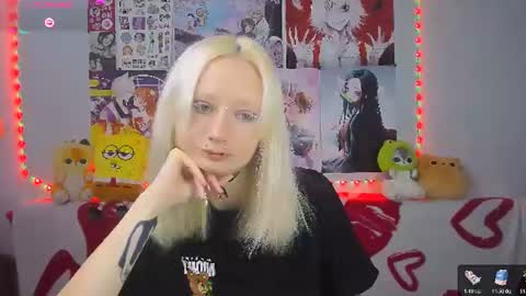 Snapshot of katia_nabiee chatting on 06.21.26 Katia online show from 06.21.26