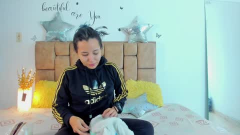 Katia Cuper  online show from 01.04.25