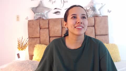 Katia Cuper  online show from 01.25.25