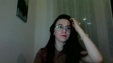 katie_foxi online show from 01.12.25