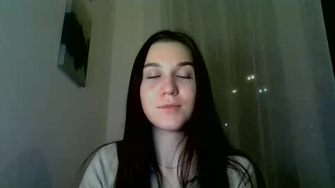 katie_foxi online show from 02.20.25