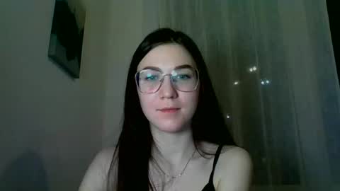 katie_foxi online show from 02.23.25