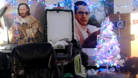 Snapshot of katiecutie_5 chatting on 01.16.25 Katie online show from 01.16.25