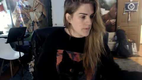 Snapshot of katiecutie_5 chatting on 02.07.25 Katie online show from 02.07.25