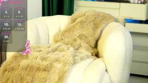 KatieCutieeXoo online show from 05.11.26
