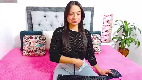 Follow Instagram katikloving online show from 01.15.26