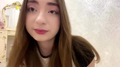Snapshot of katinaflatau chatting on 05.30.26 Rosie online show from 05.30.26