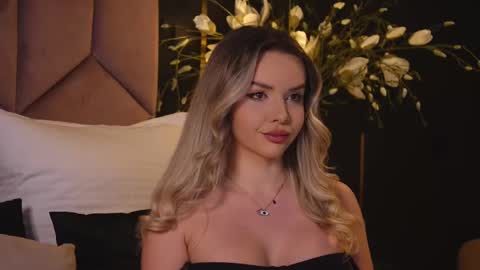 Snapshot of katjolie chatting on 02.24.25 KatJolie online show from 02.24.25